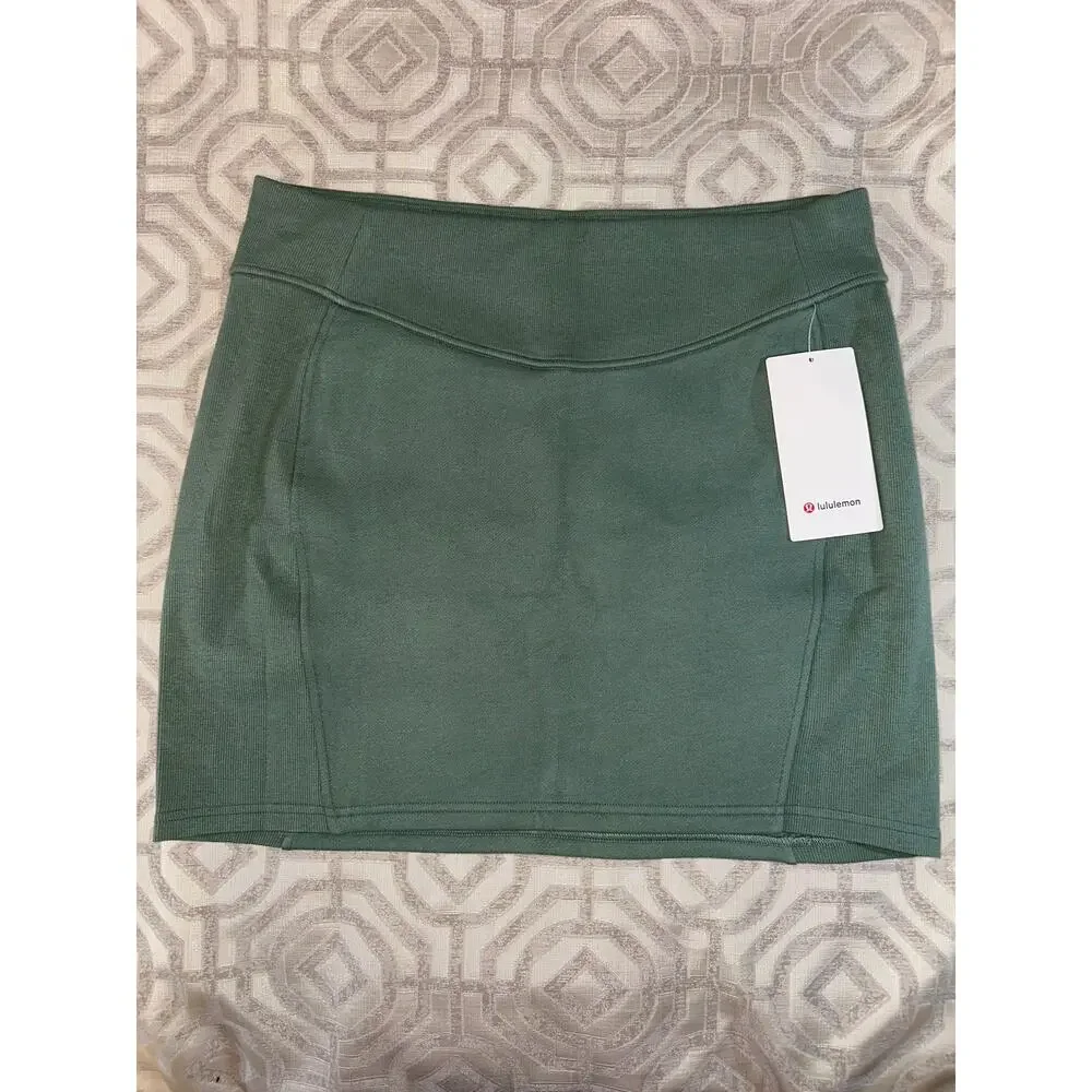 Lululemon Grey‎ Eucalyptus Scuba High-Rise Mini Skirt size XL NWT